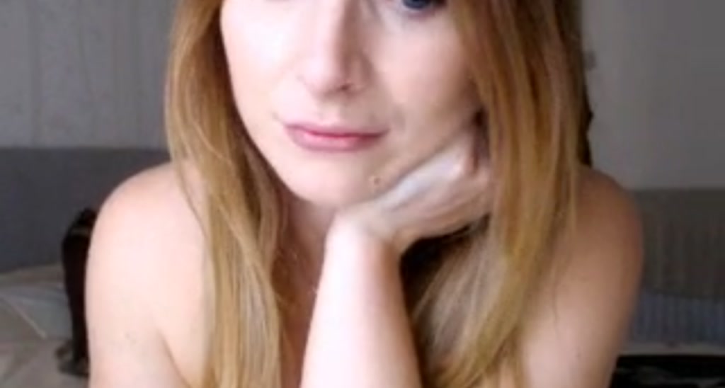 Sarah_Louise_ video thumbnail