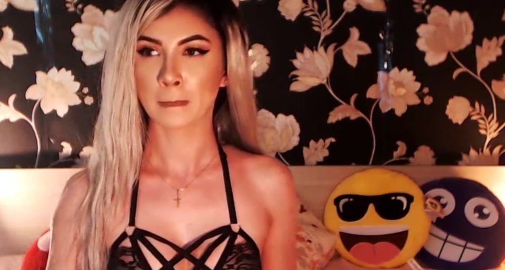 FoxyPorn69 video thumbnail