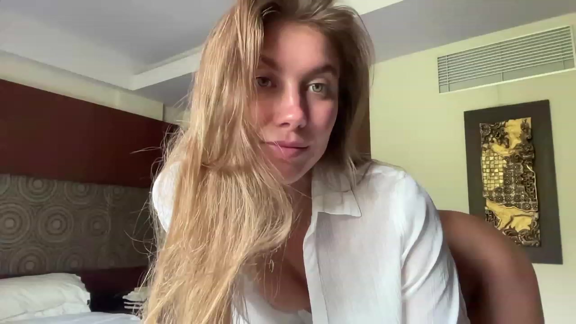 BaliSurfGirl video thumbnail