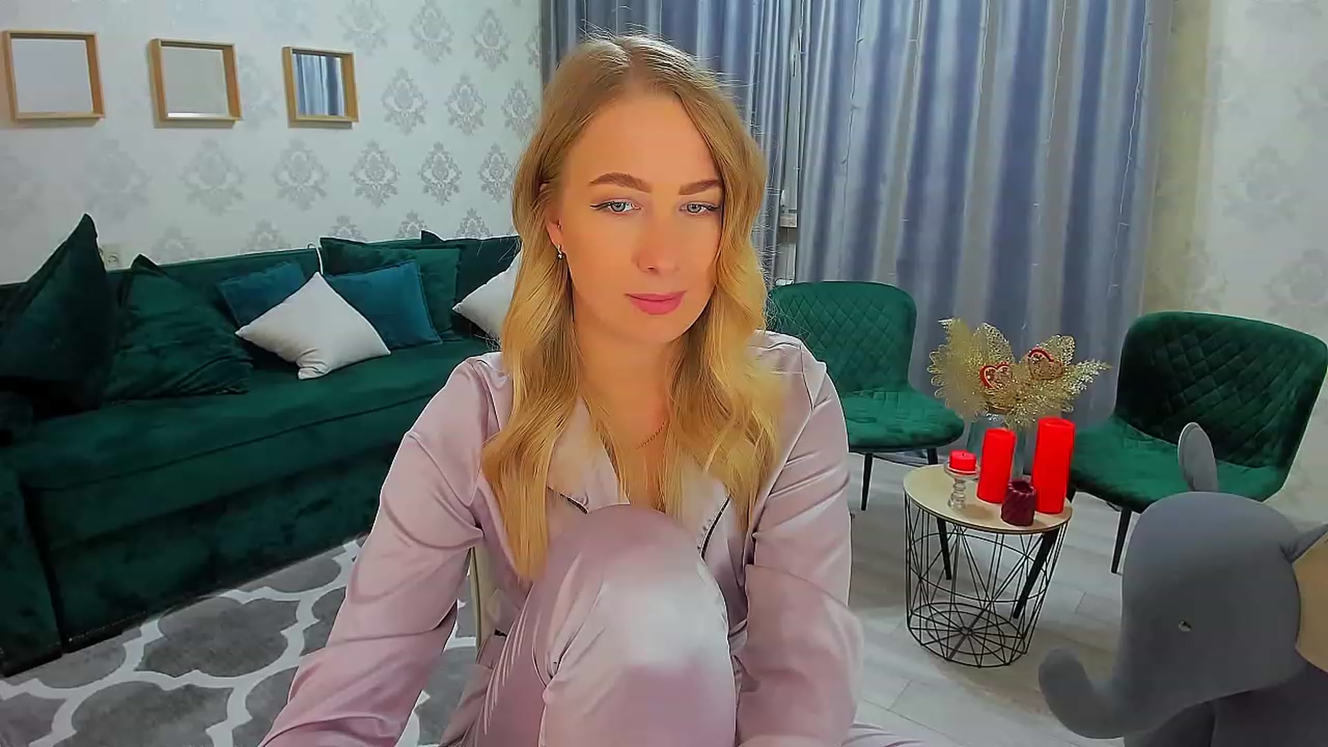 ElegantLook video thumbnail