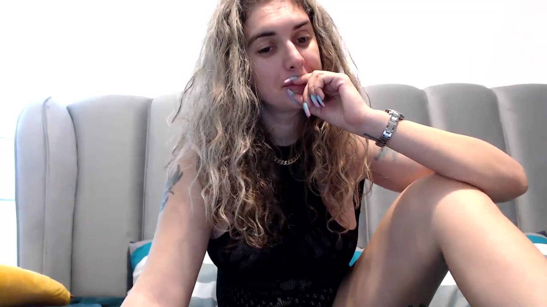 MissDivinna video thumbnail