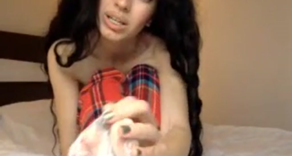 MissPig video thumbnail