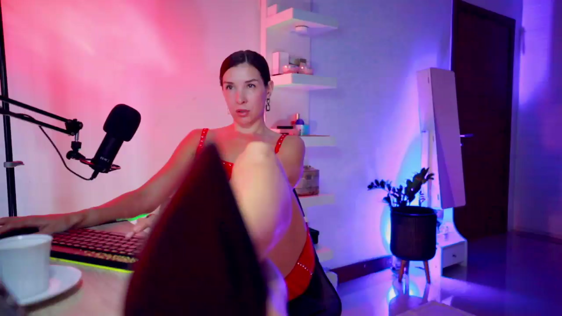 AddictsQueen video thumbnail