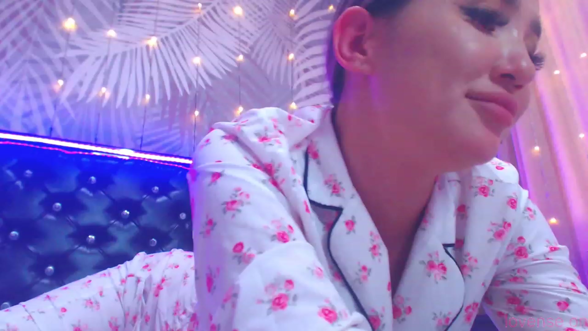 MiraKyong video thumbnail