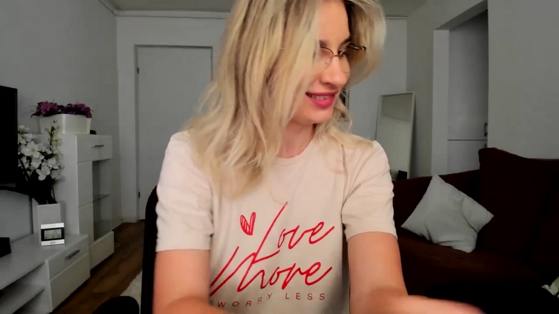 AlyMiss video thumbnail
