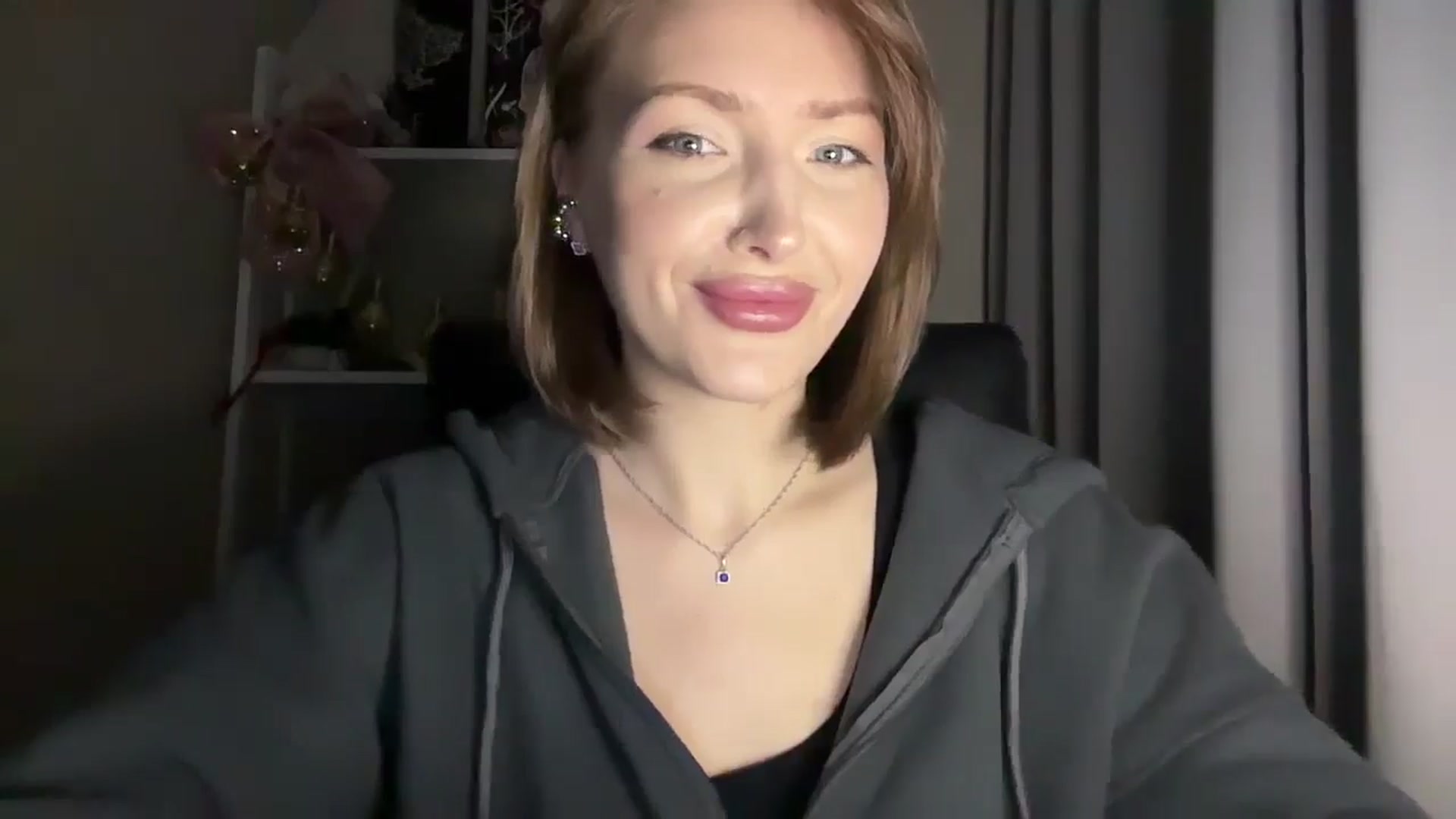 Di_Pearl video thumbnail