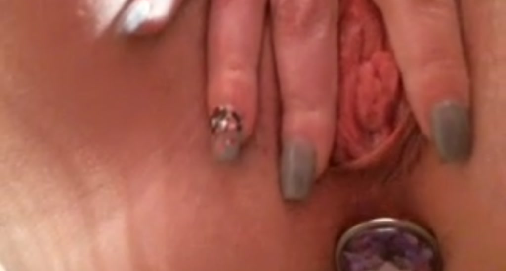 SunnyVanna video thumbnail