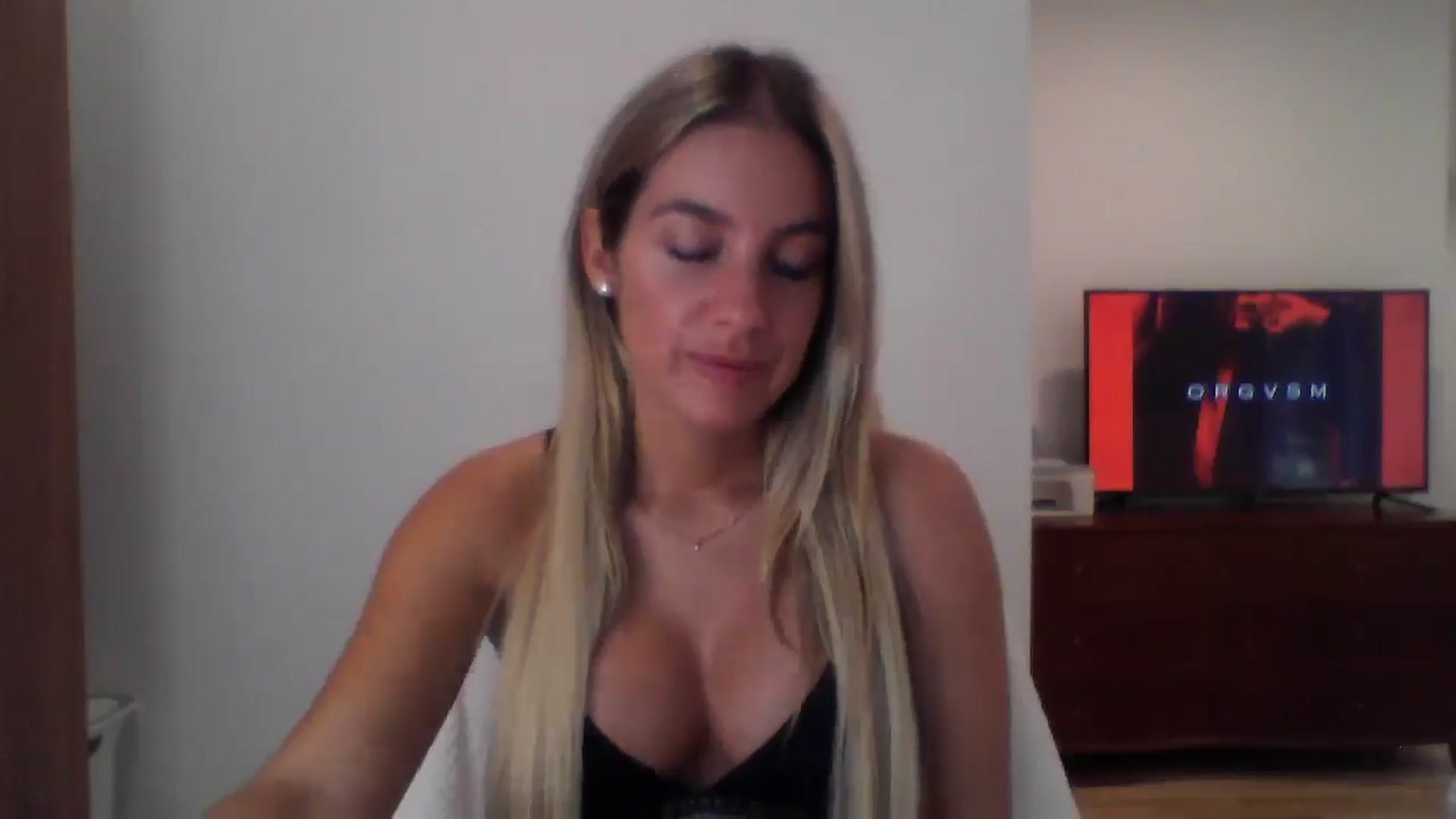 MissDelphine video thumbnail