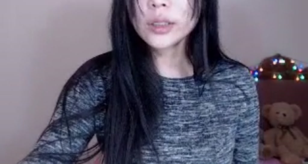 LeenaQ video thumbnail