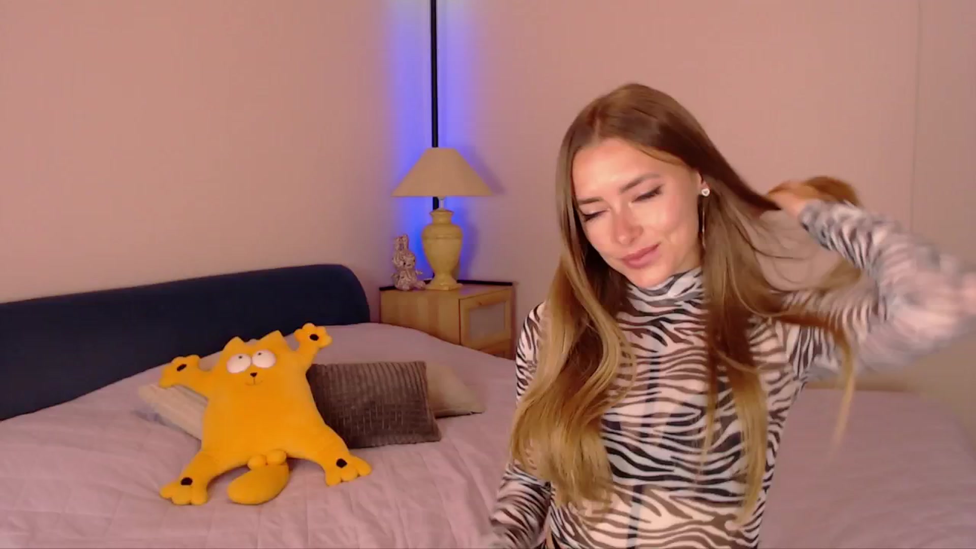 SimonsWife video thumbnail