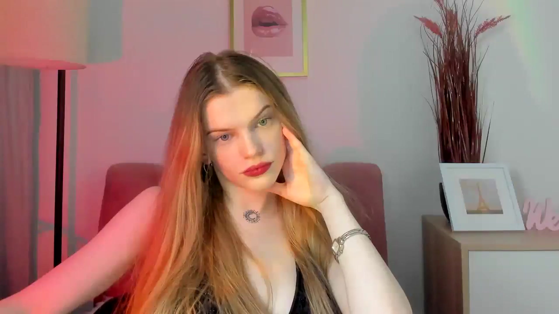 ChristinaWave video thumbnail