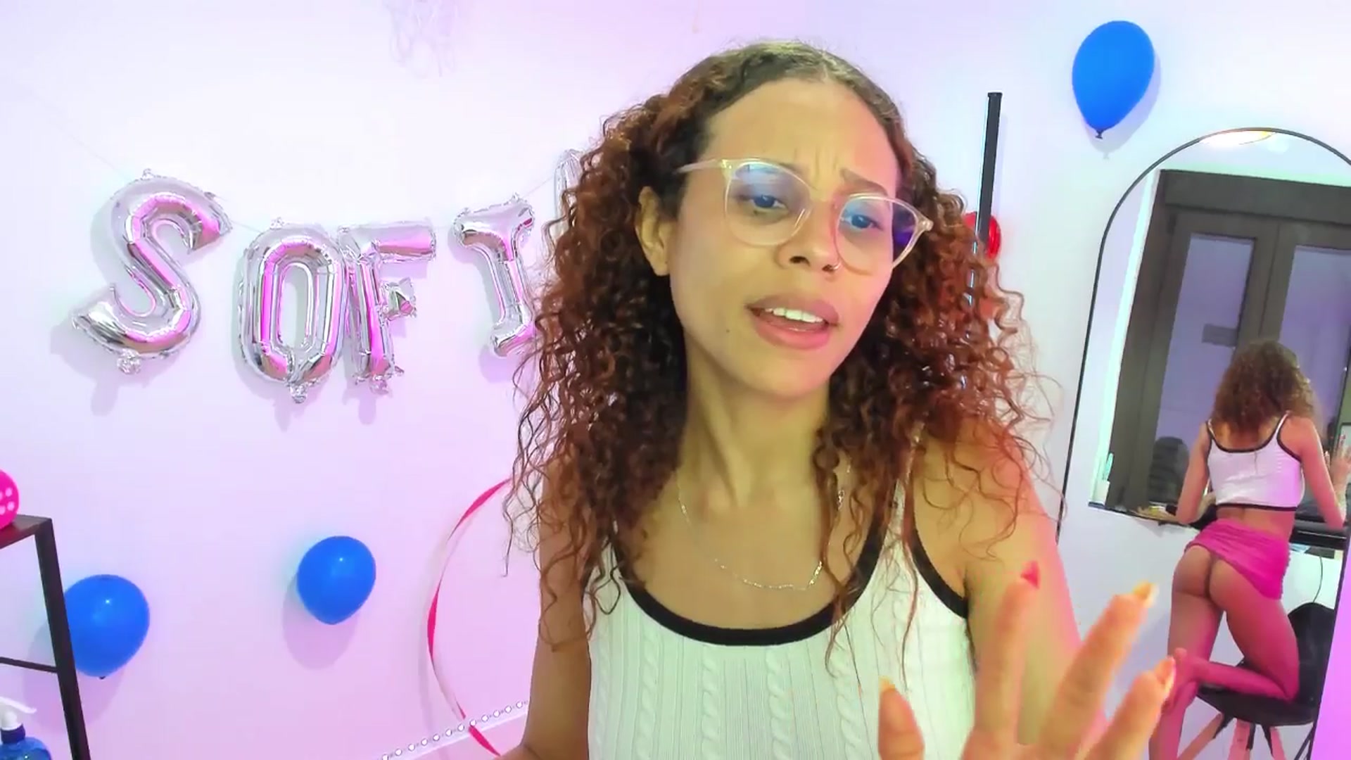 pamela_land video thumbnail