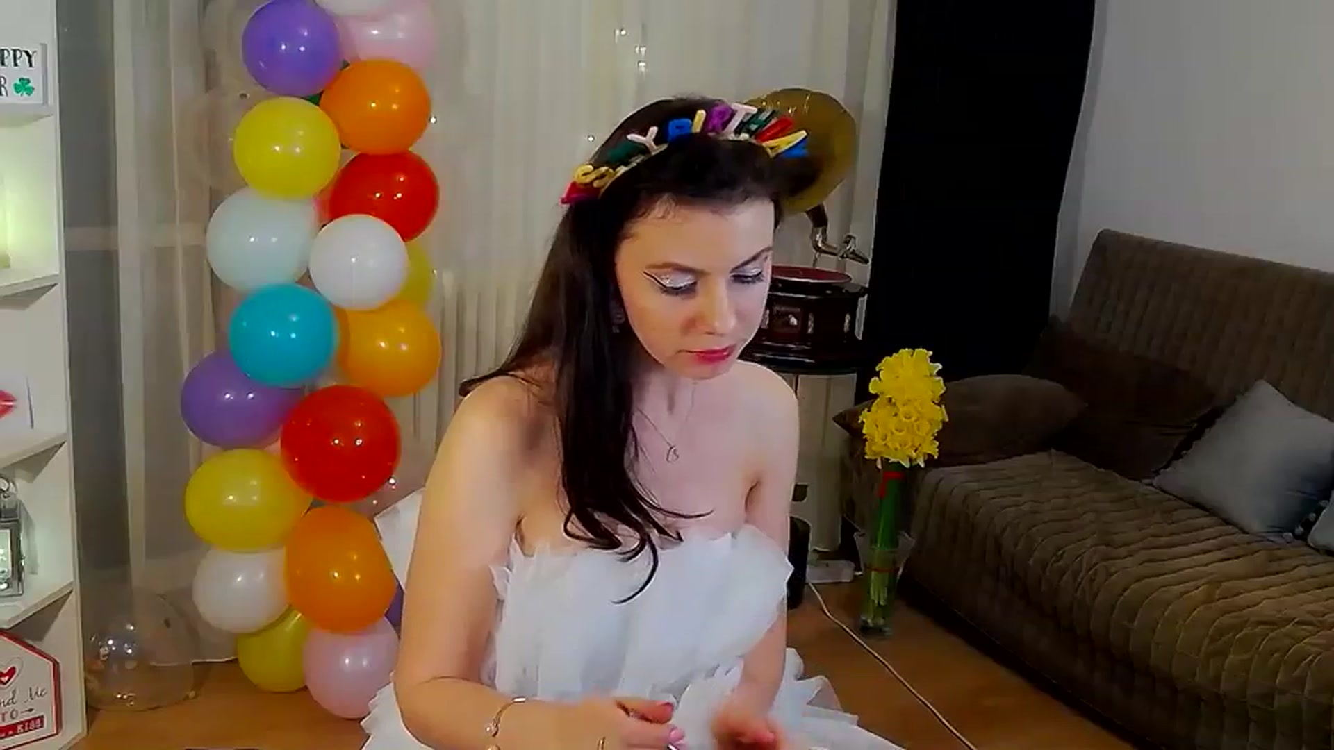 MissAracely video thumbnail