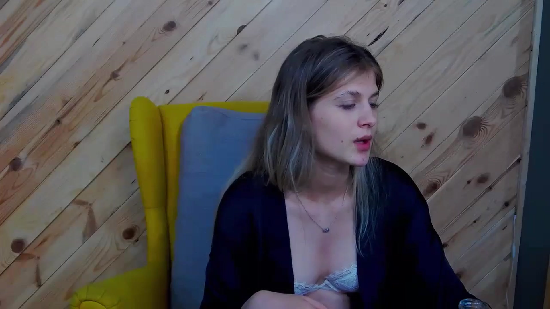 LeslieKat video thumbnail