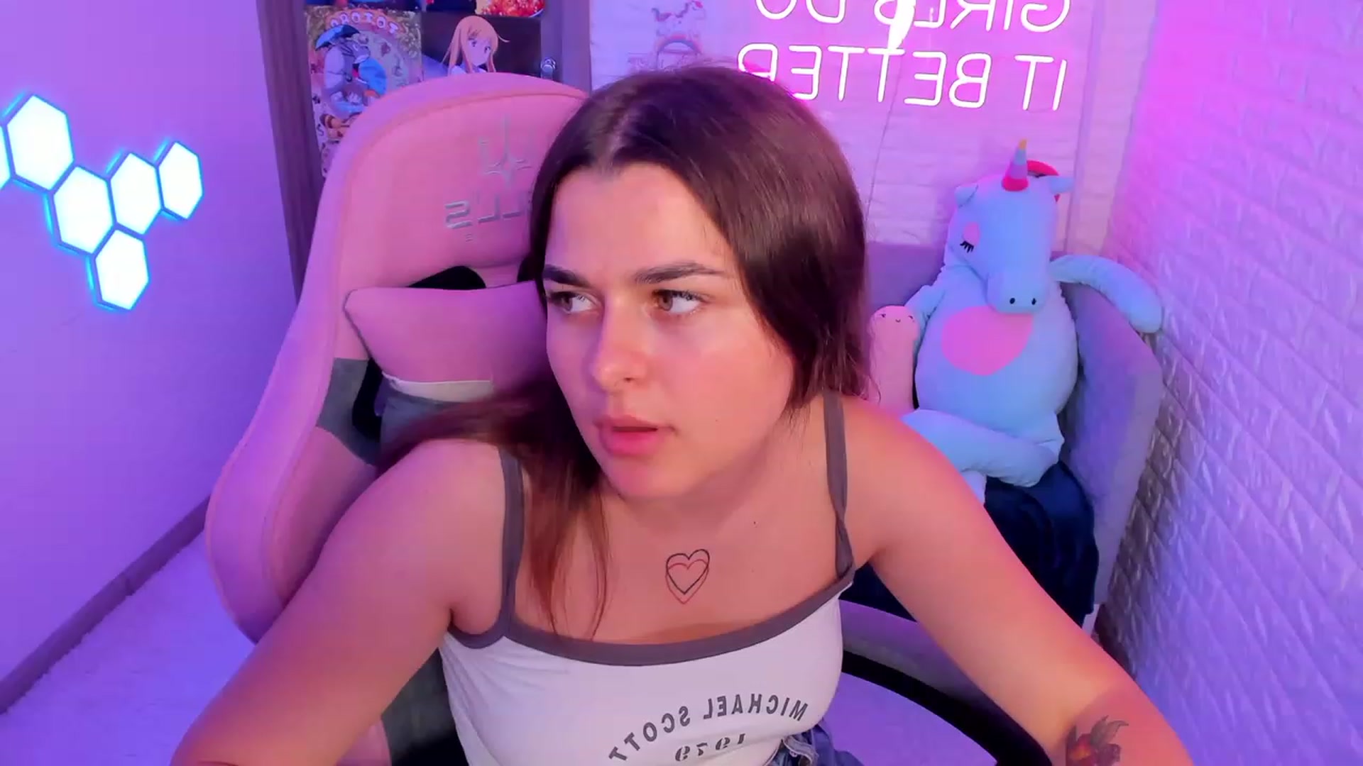 CrystalXX video thumbnail