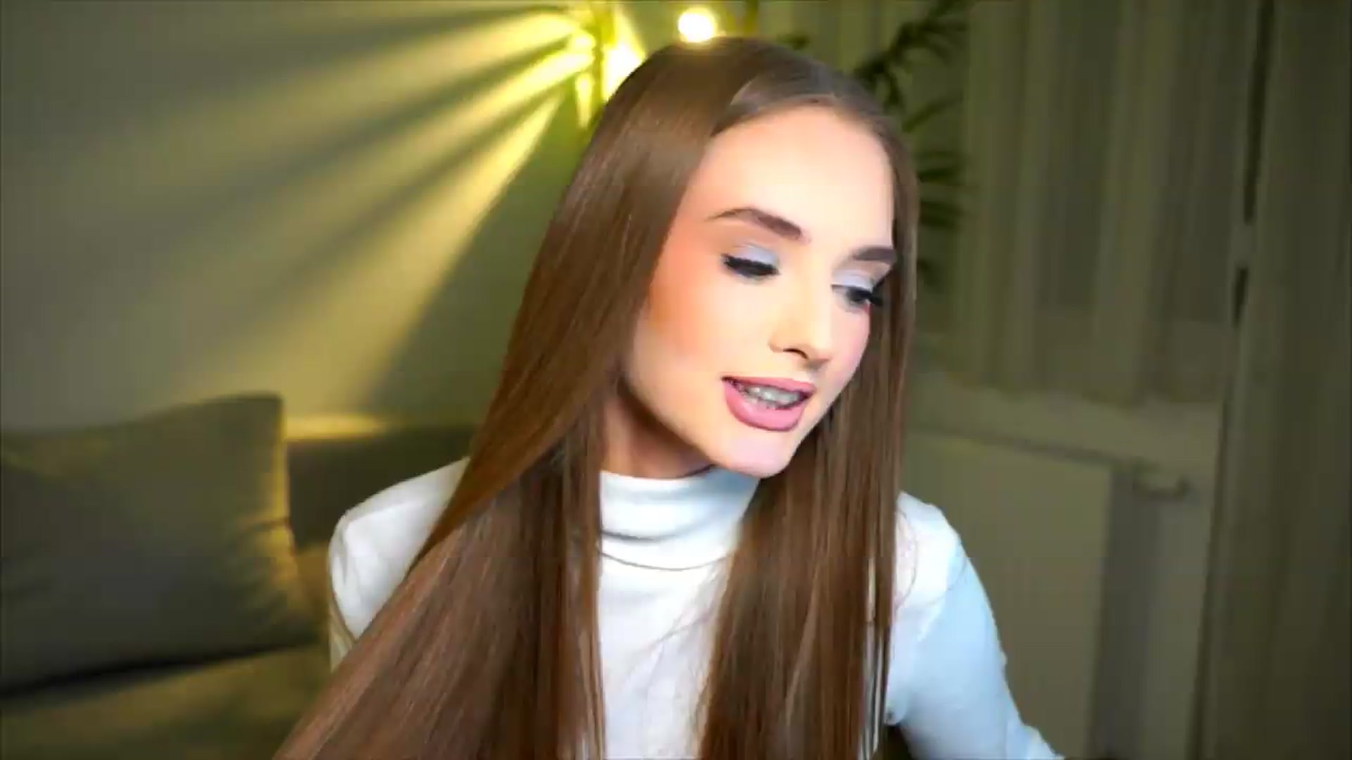 petitegonwild video thumbnail