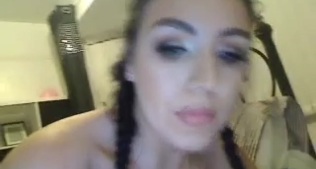 Keeleyxo video thumbnail