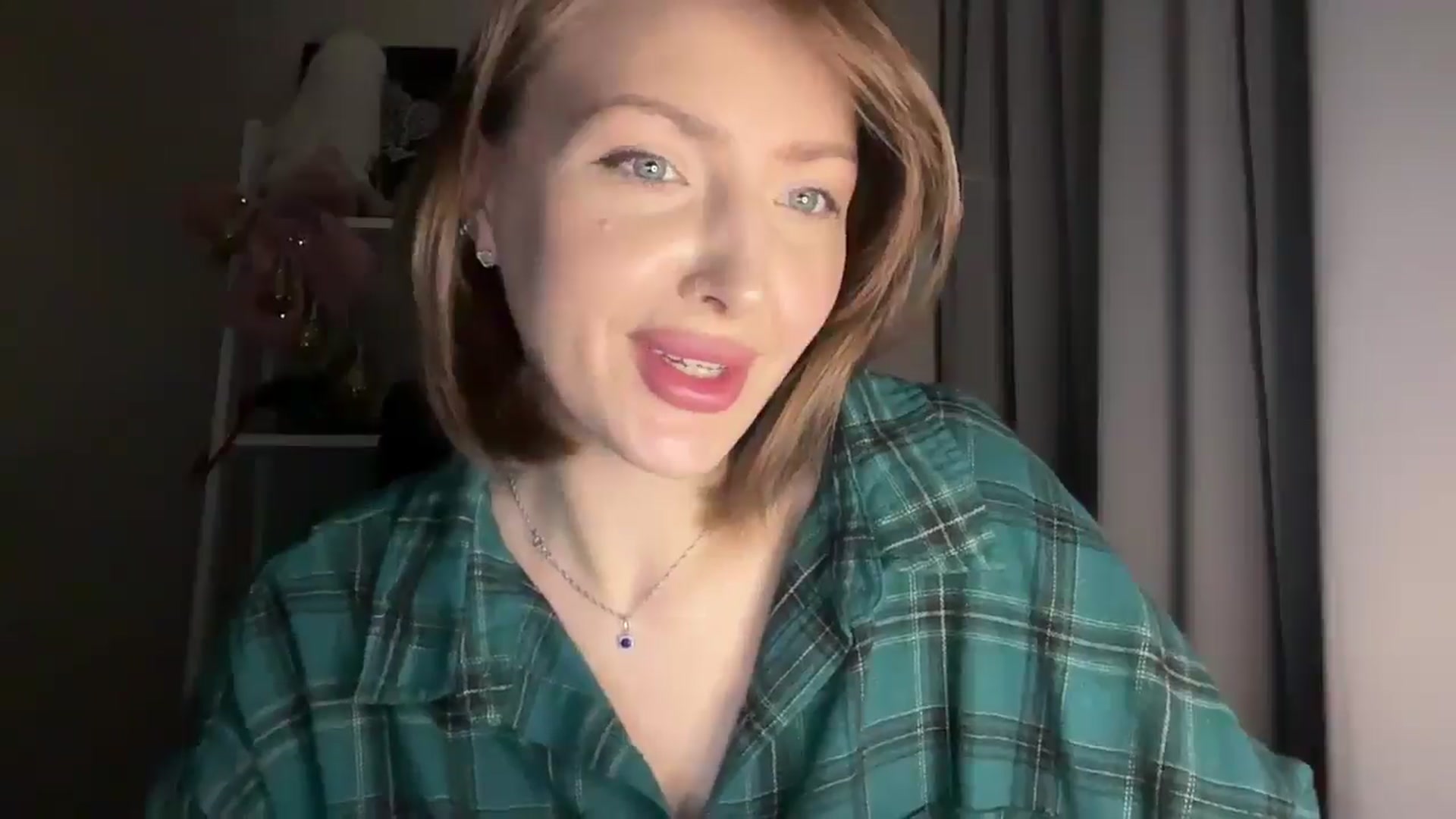 Di_Pearl video thumbnail