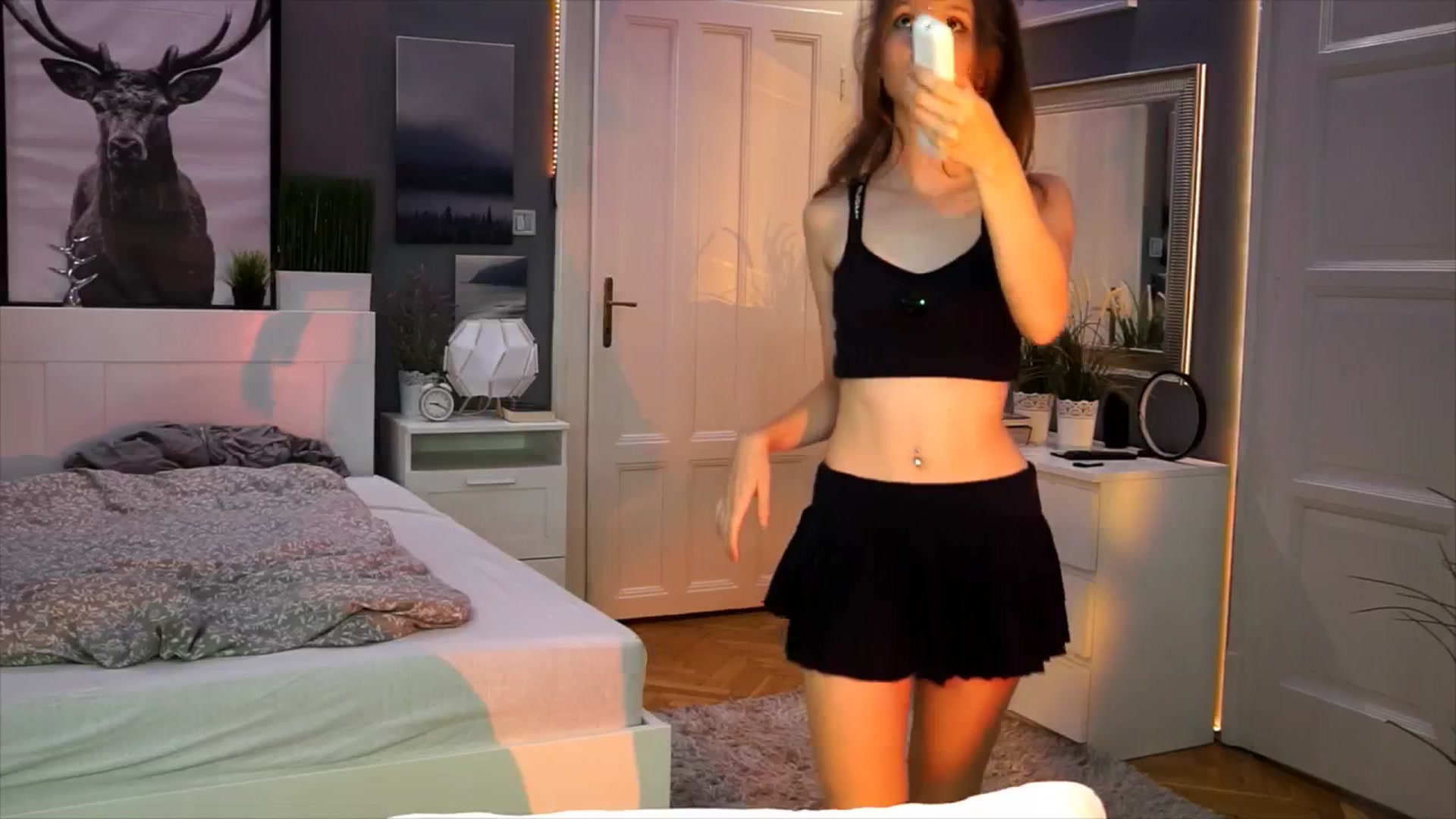 Kira9 video thumbnail