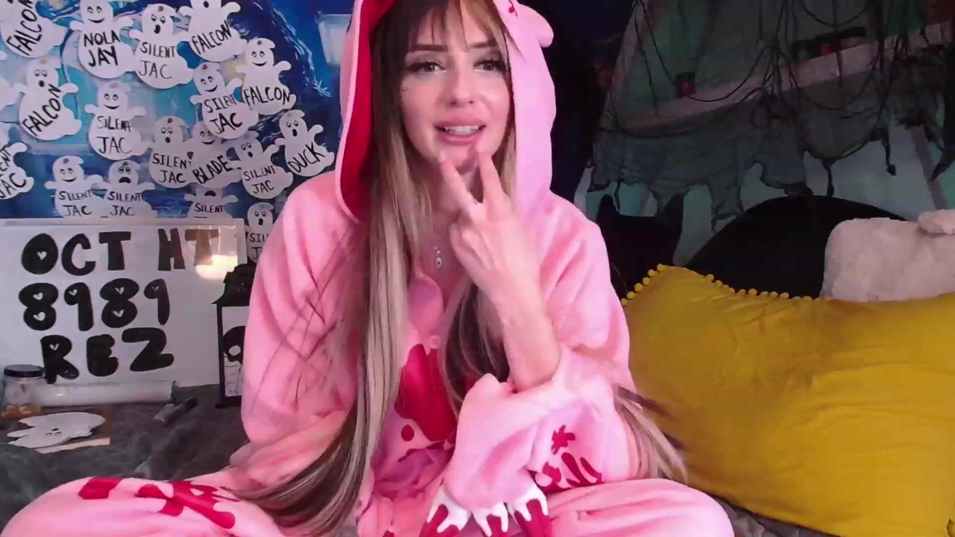 BabeAriel video thumbnail
