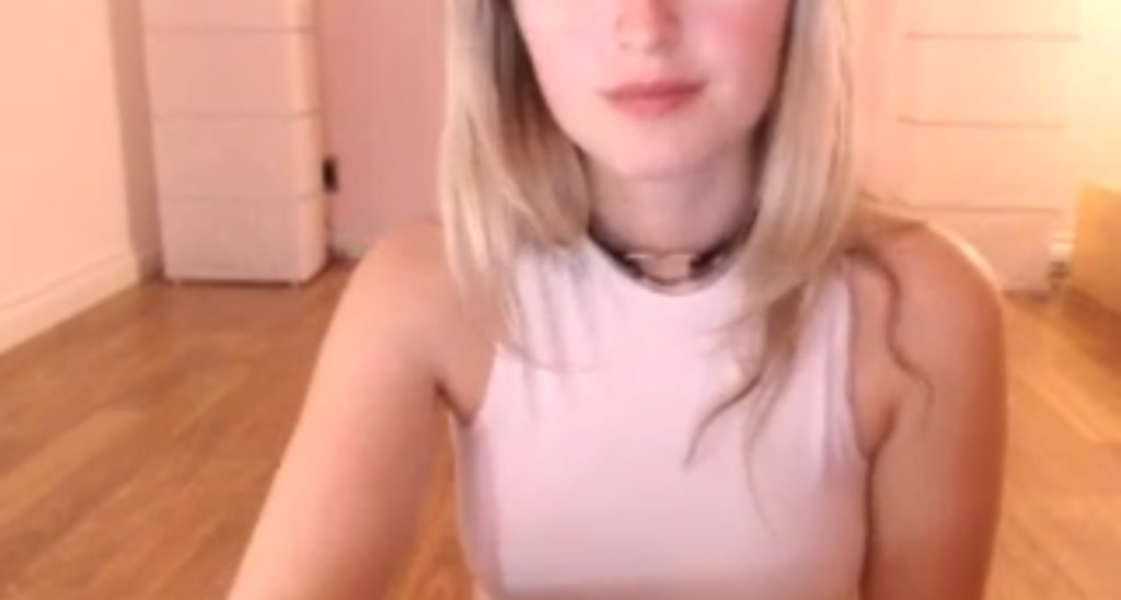 AriaNina video thumbnail