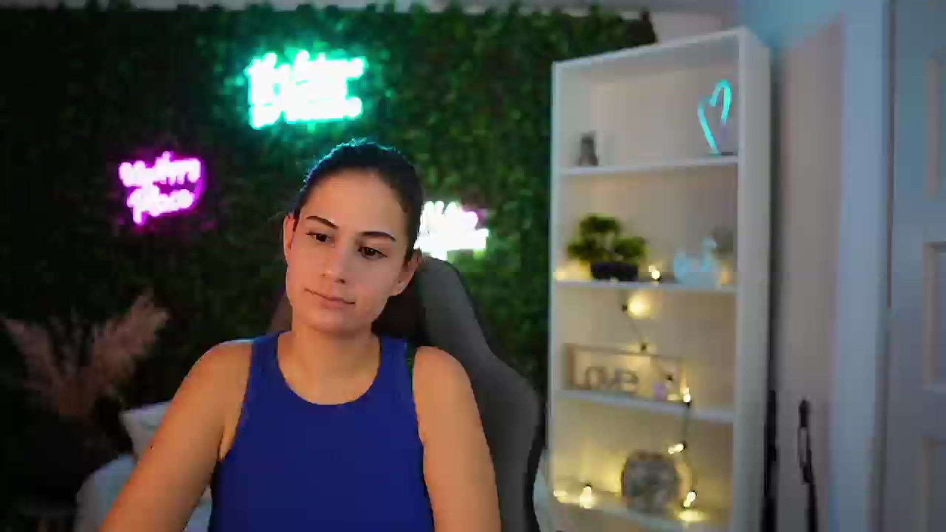 Clair_Meek video thumbnail