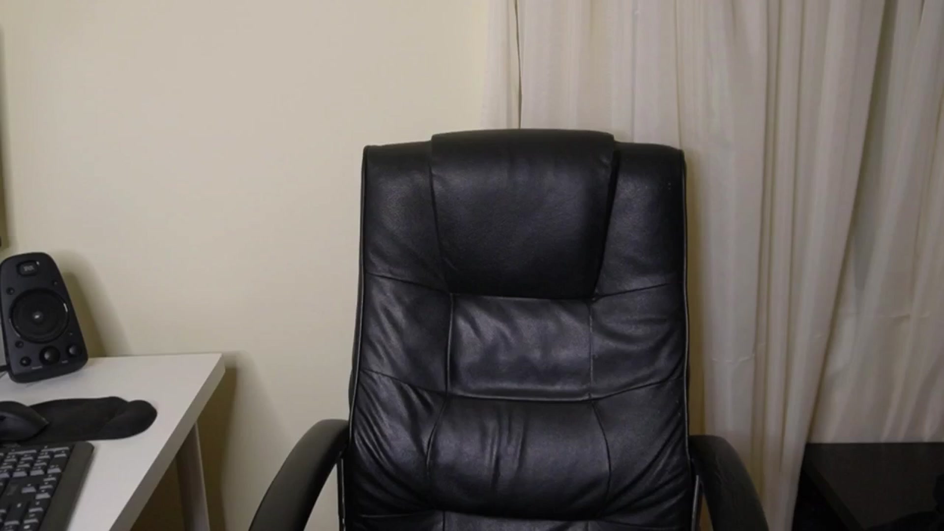 realmiagold video thumbnail