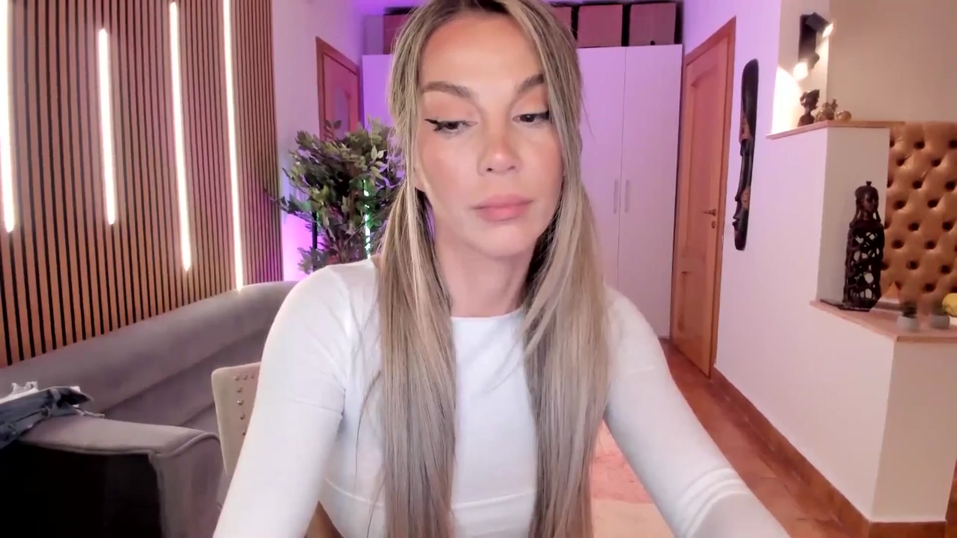 Alesia_ video thumbnail