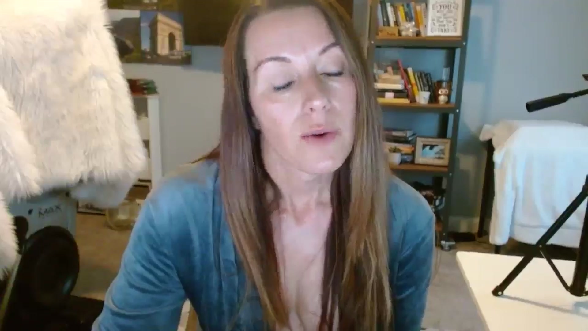 ellakane699 video thumbnail