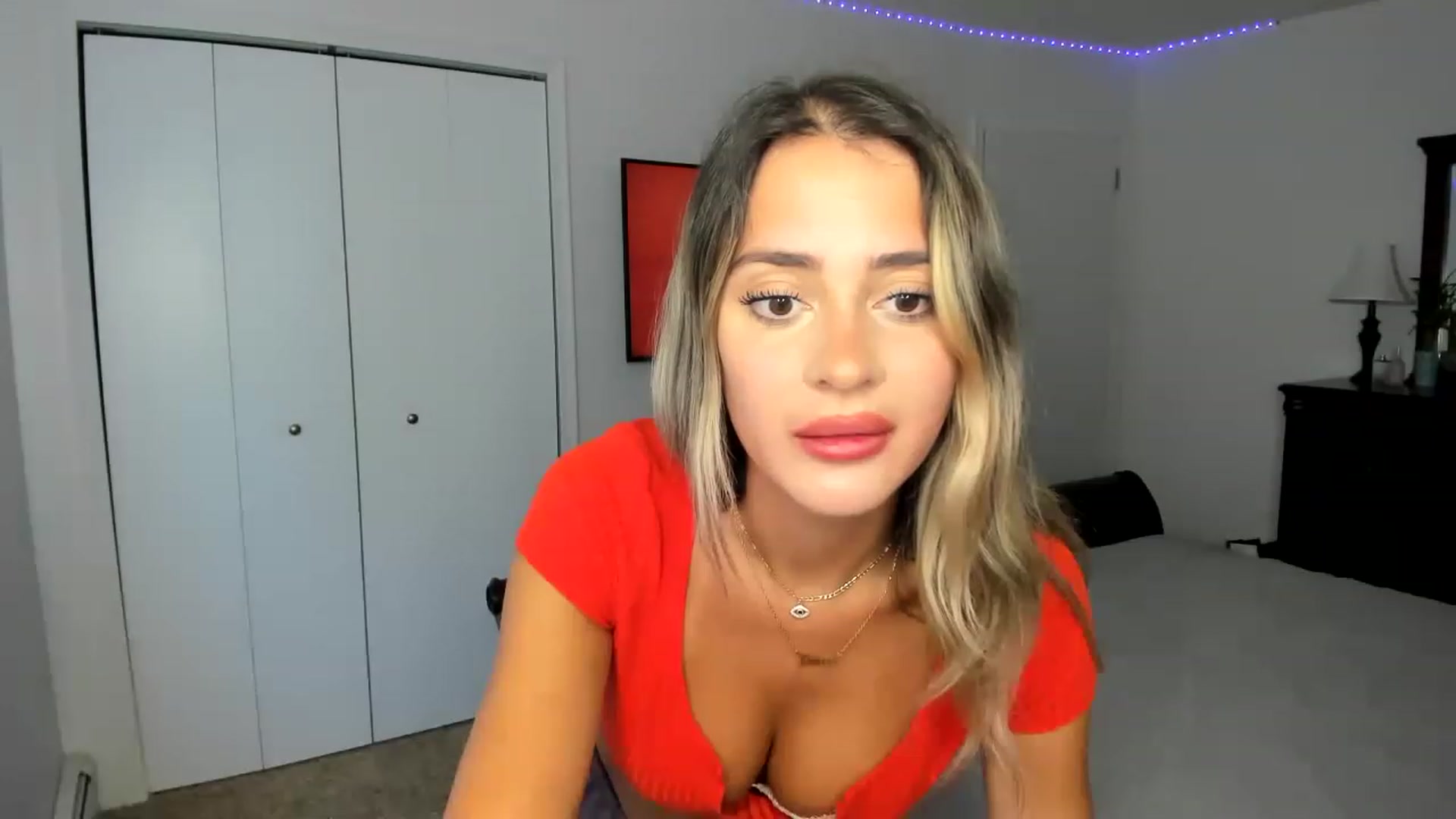 AdrianaElla video thumbnail