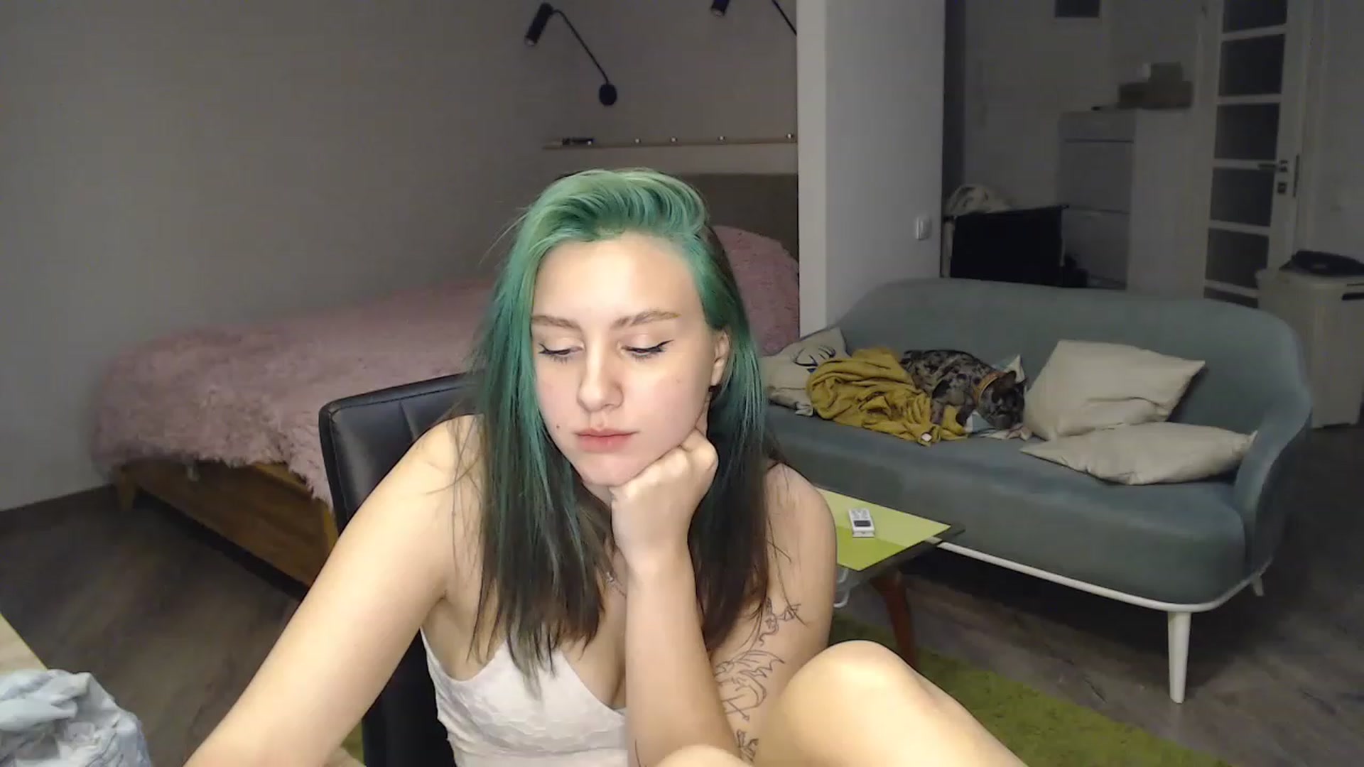 MiaPhaola video thumbnail