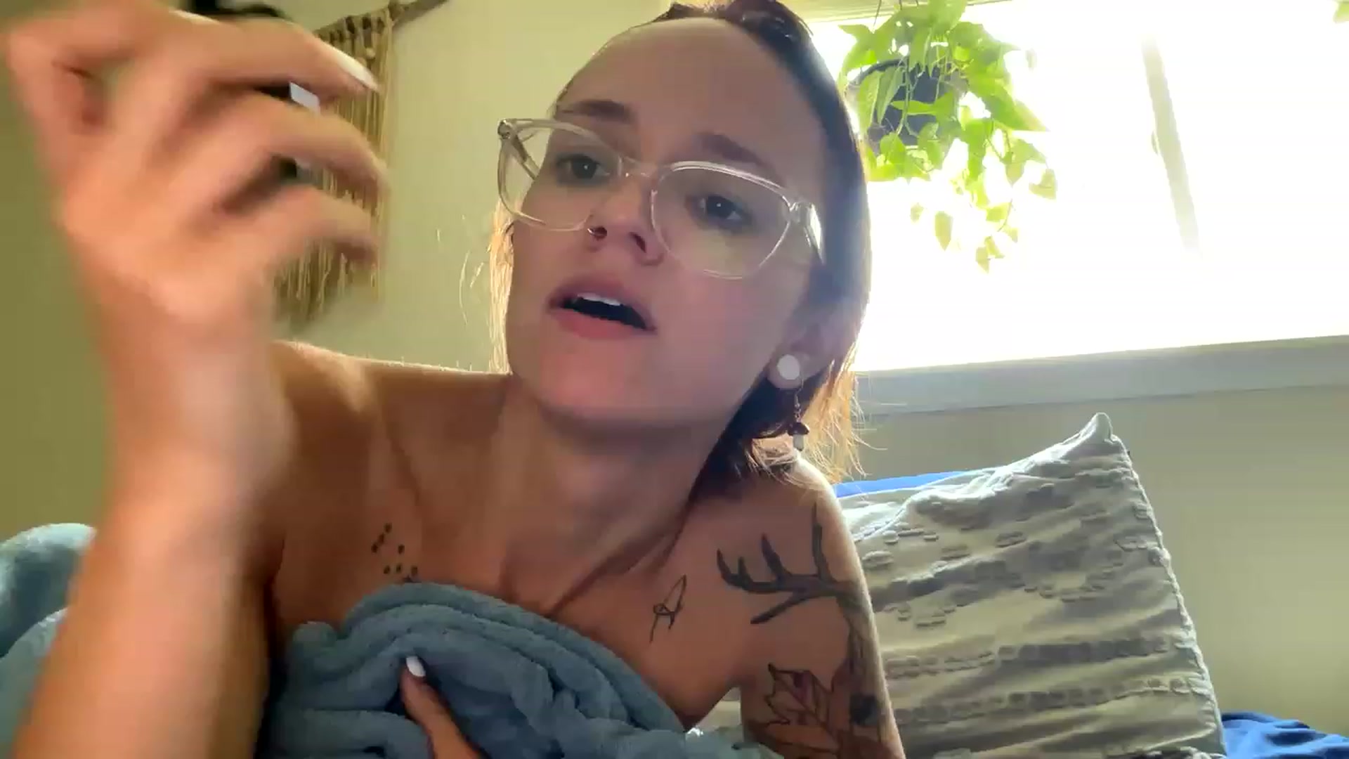 Plantbabeee video thumbnail