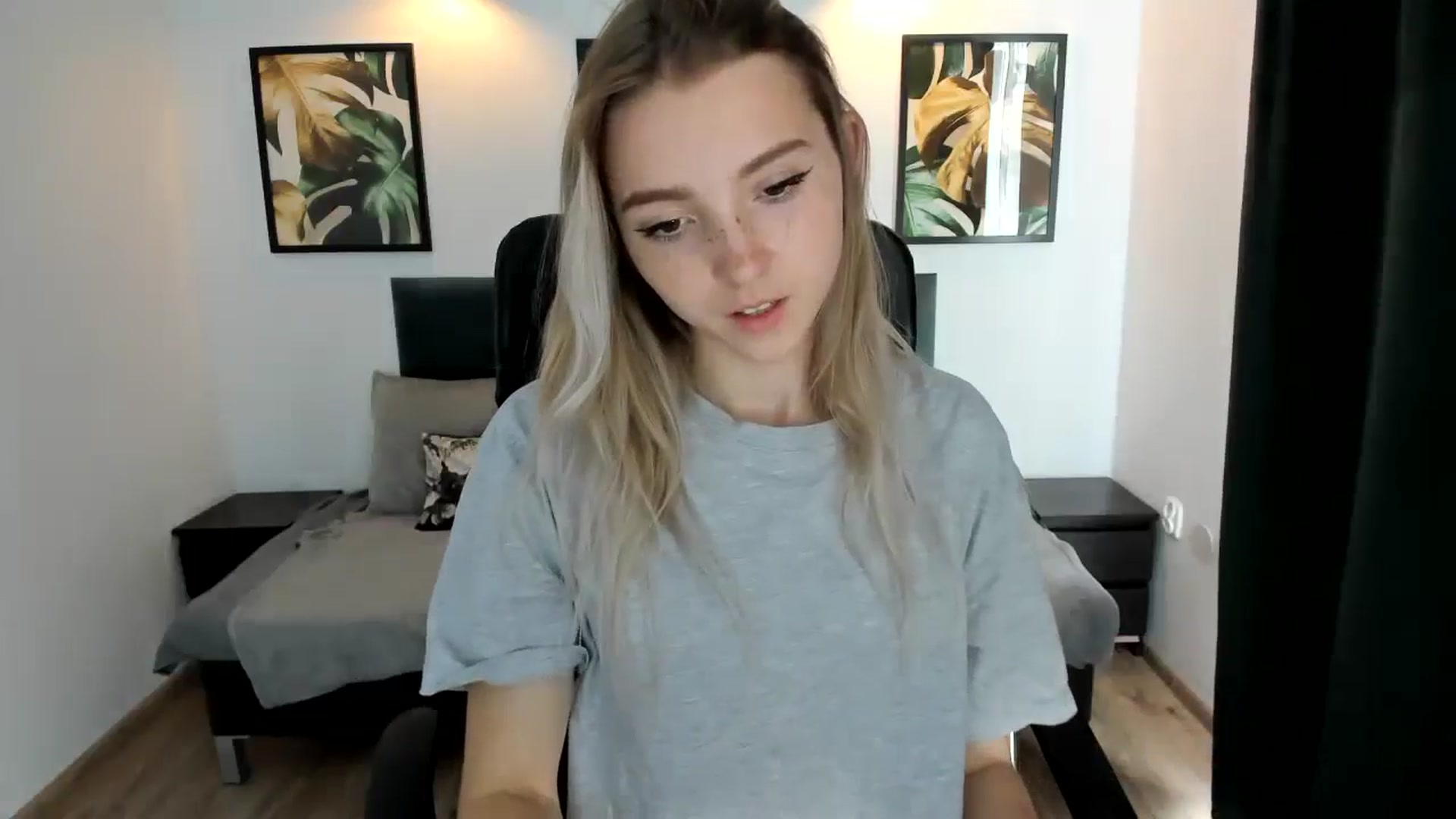 Daisyy video thumbnail