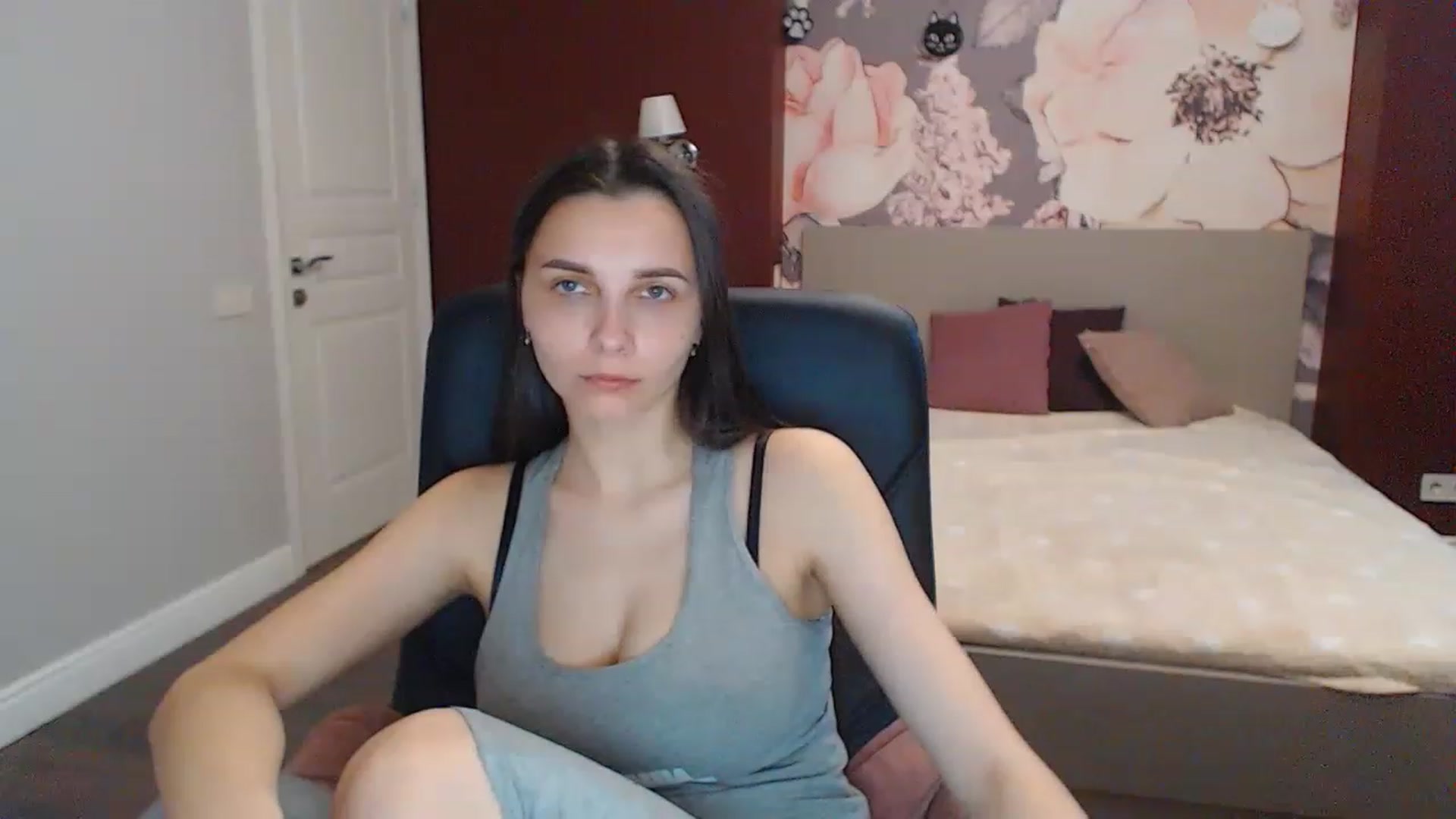 Karina_Mils video thumbnail