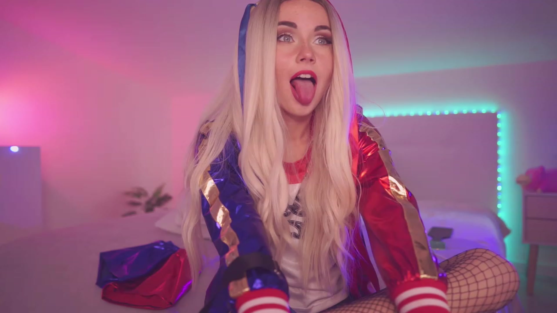 Sarah_Pink video thumbnail