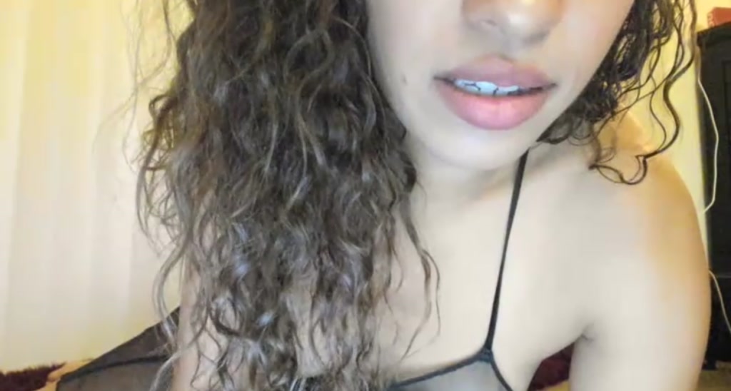 GoldenKittee video thumbnail