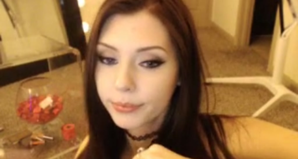 LeylaSmiles video thumbnail