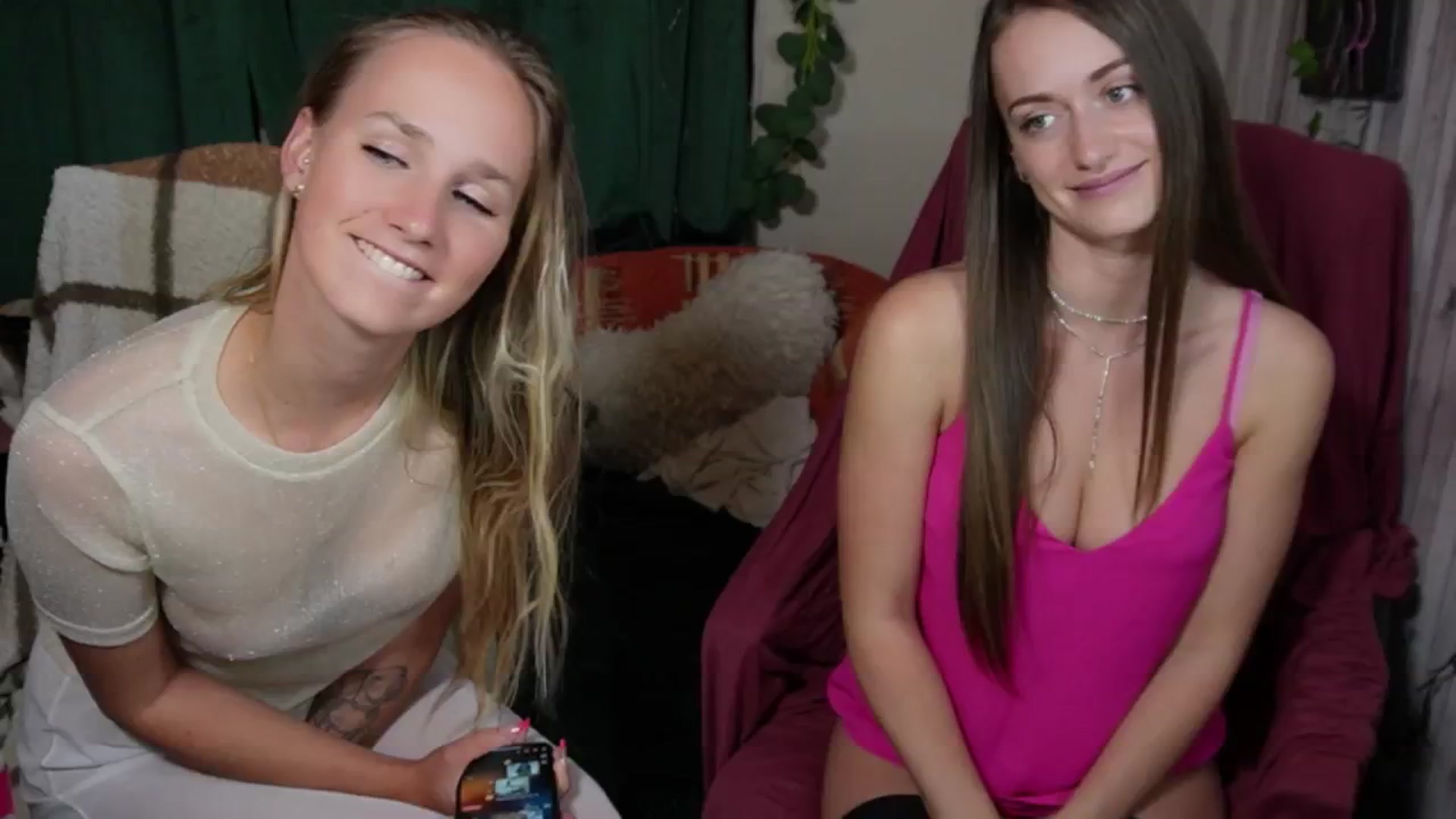realmiagold video thumbnail