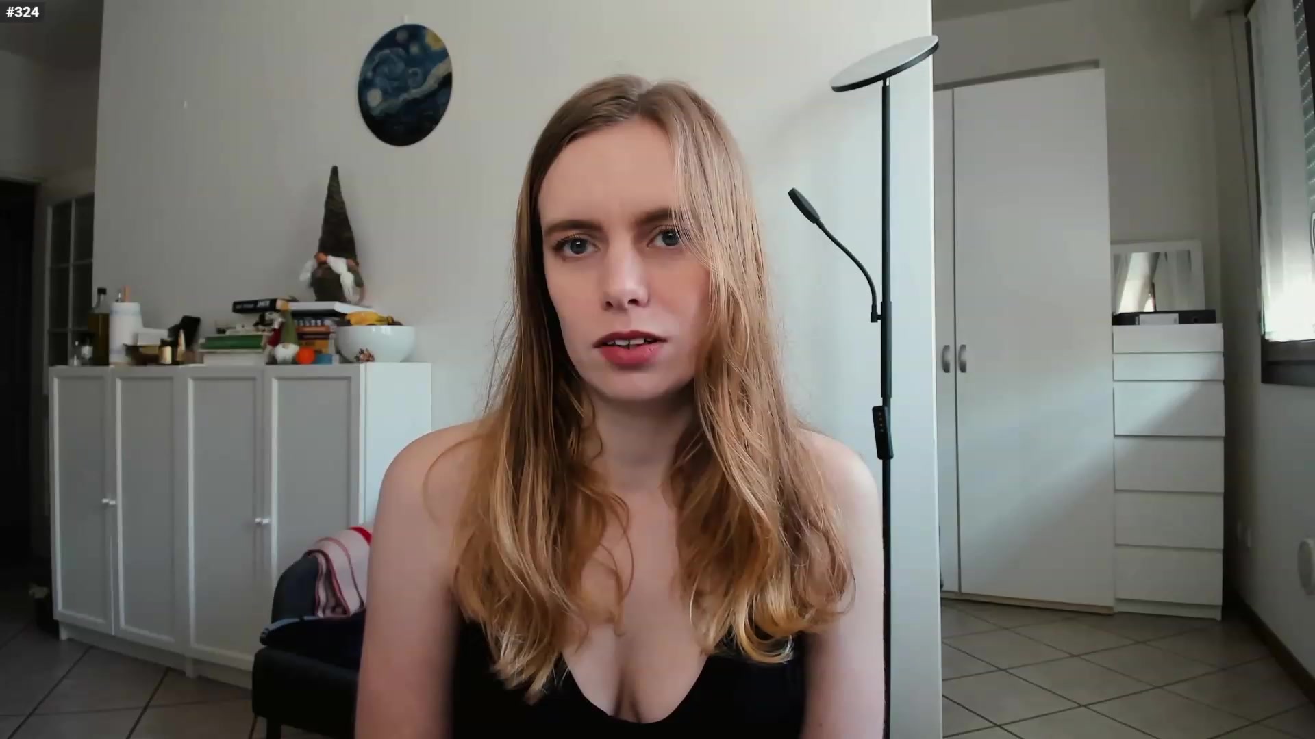 Personage video thumbnail