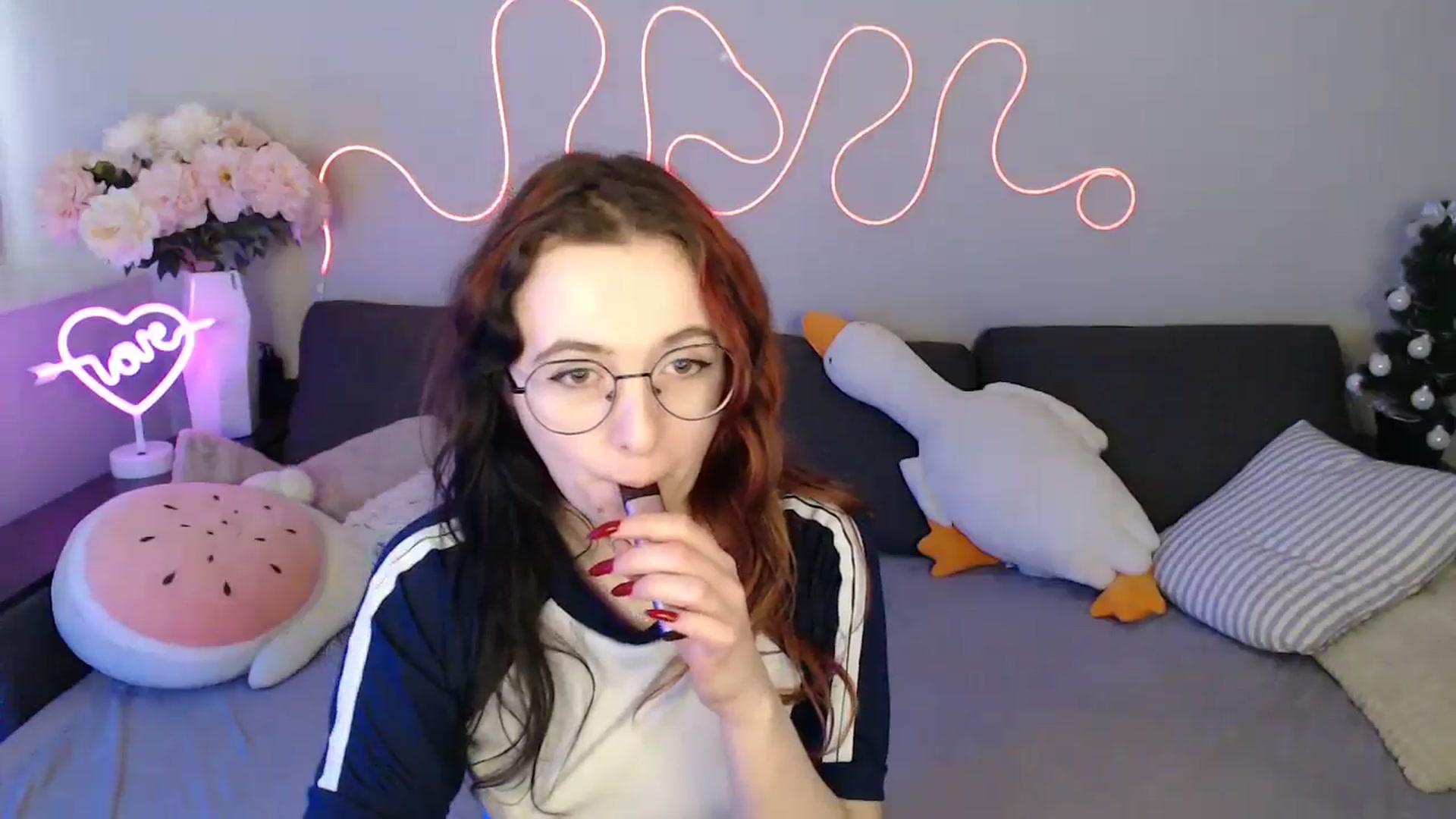 Mini_Diva video thumbnail