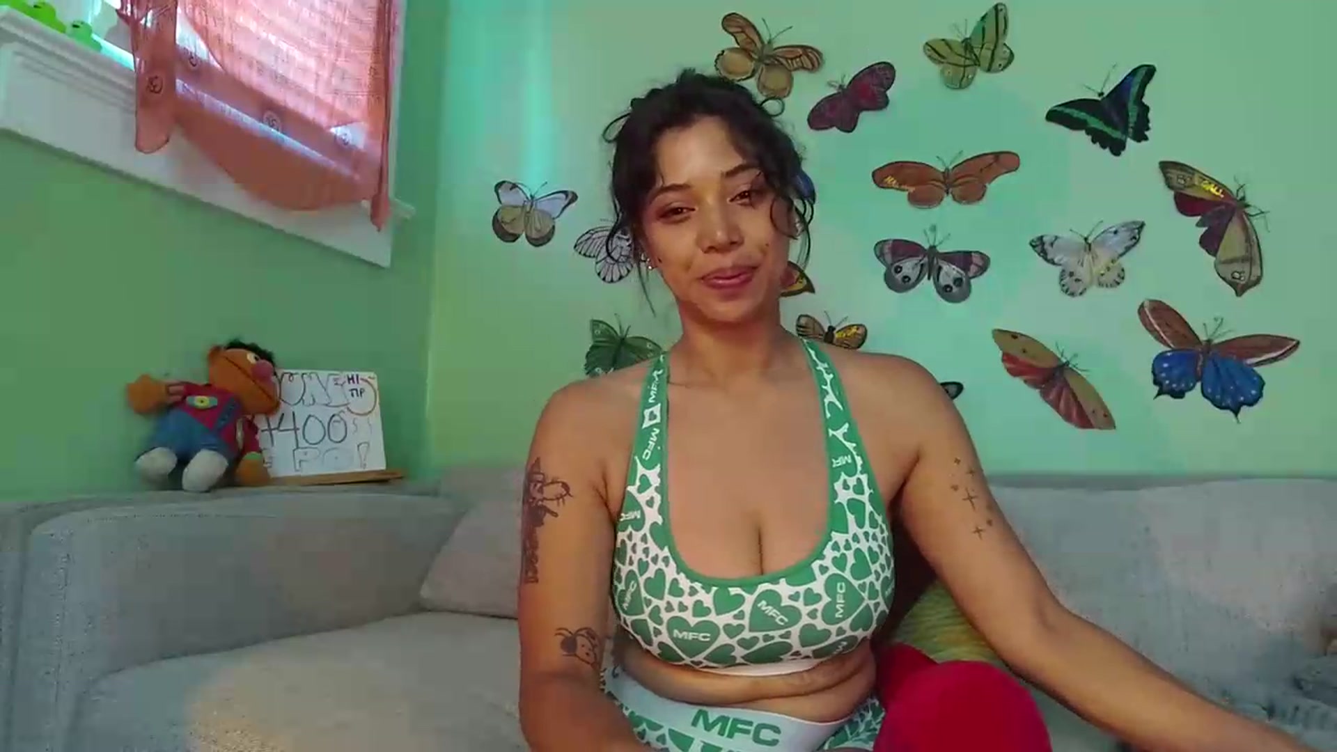 KissingHigh video thumbnail