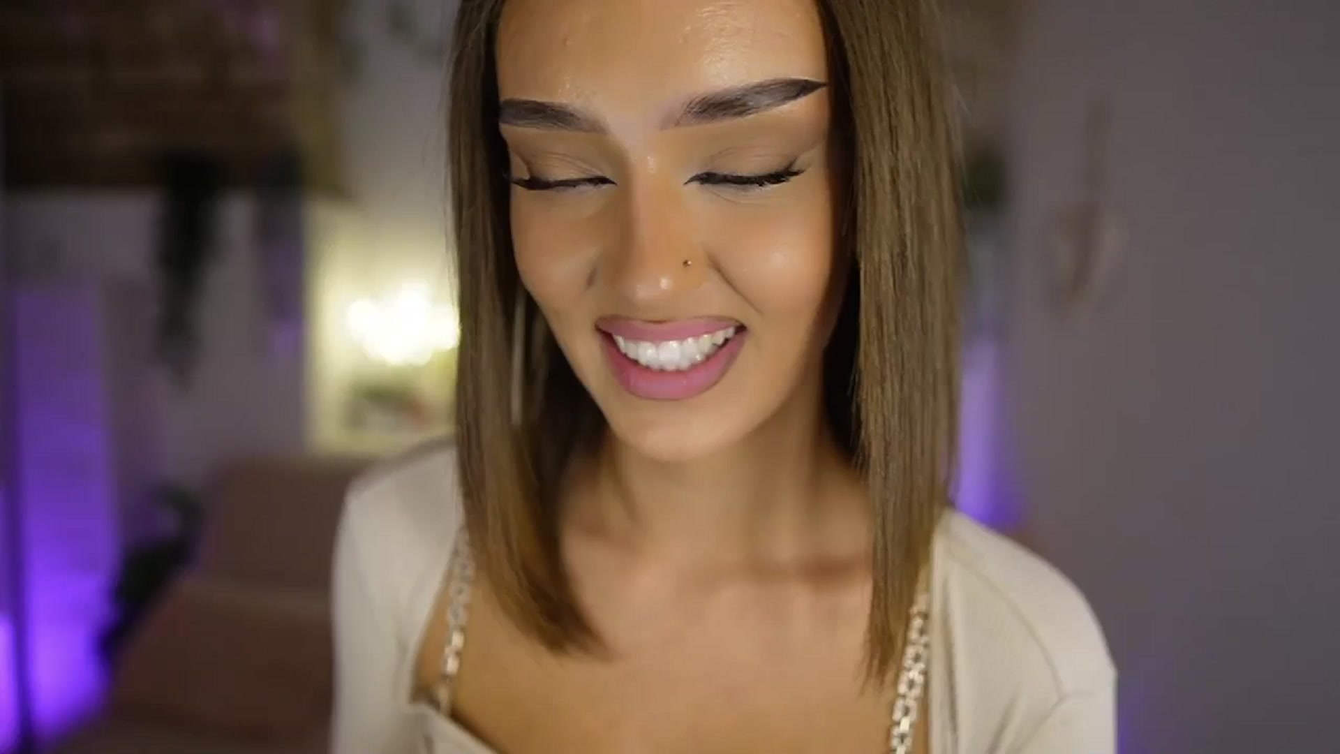 Clara_Mia video thumbnail