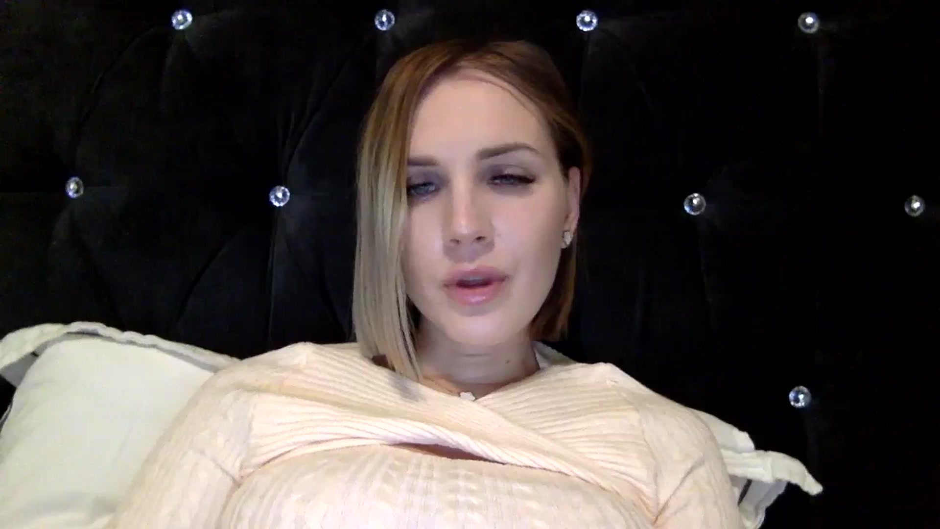 Nicole_1286 video thumbnail