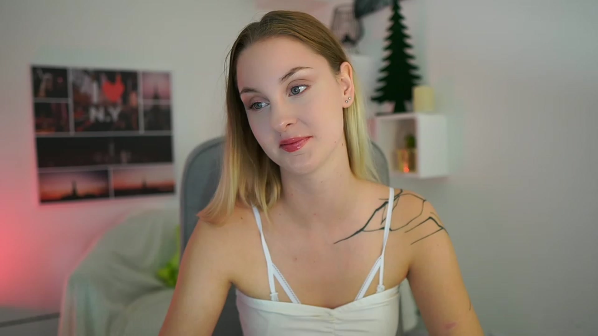 NatalliaStarr video thumbnail