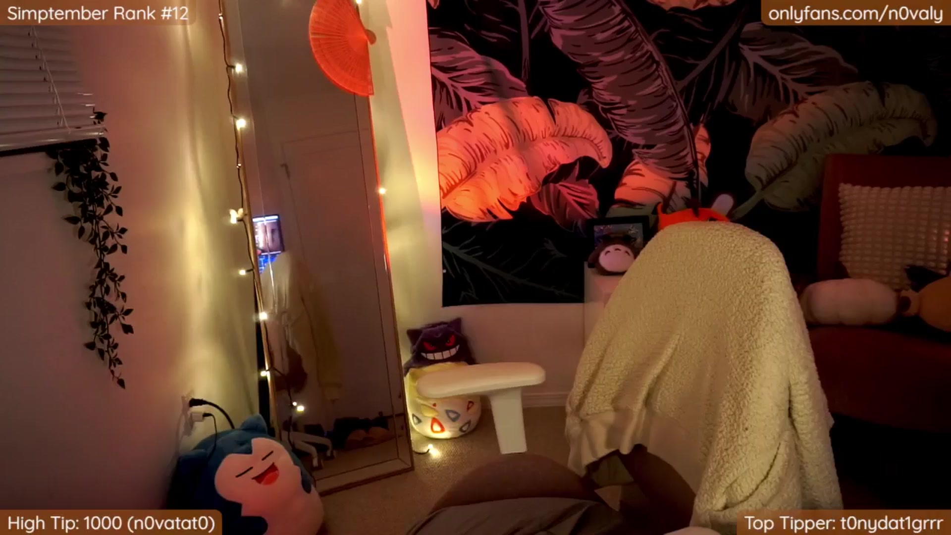 N0valy video thumbnail