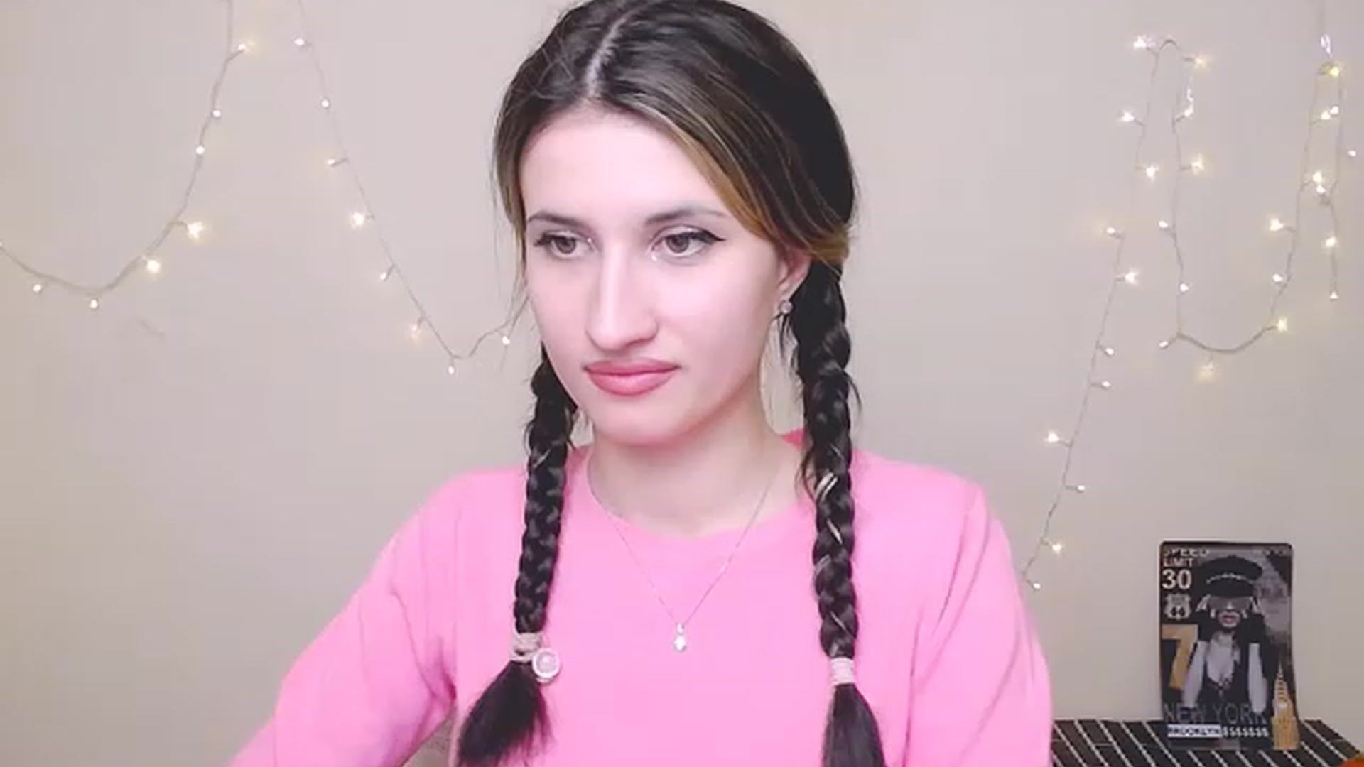 ArinaLov_ video thumbnail