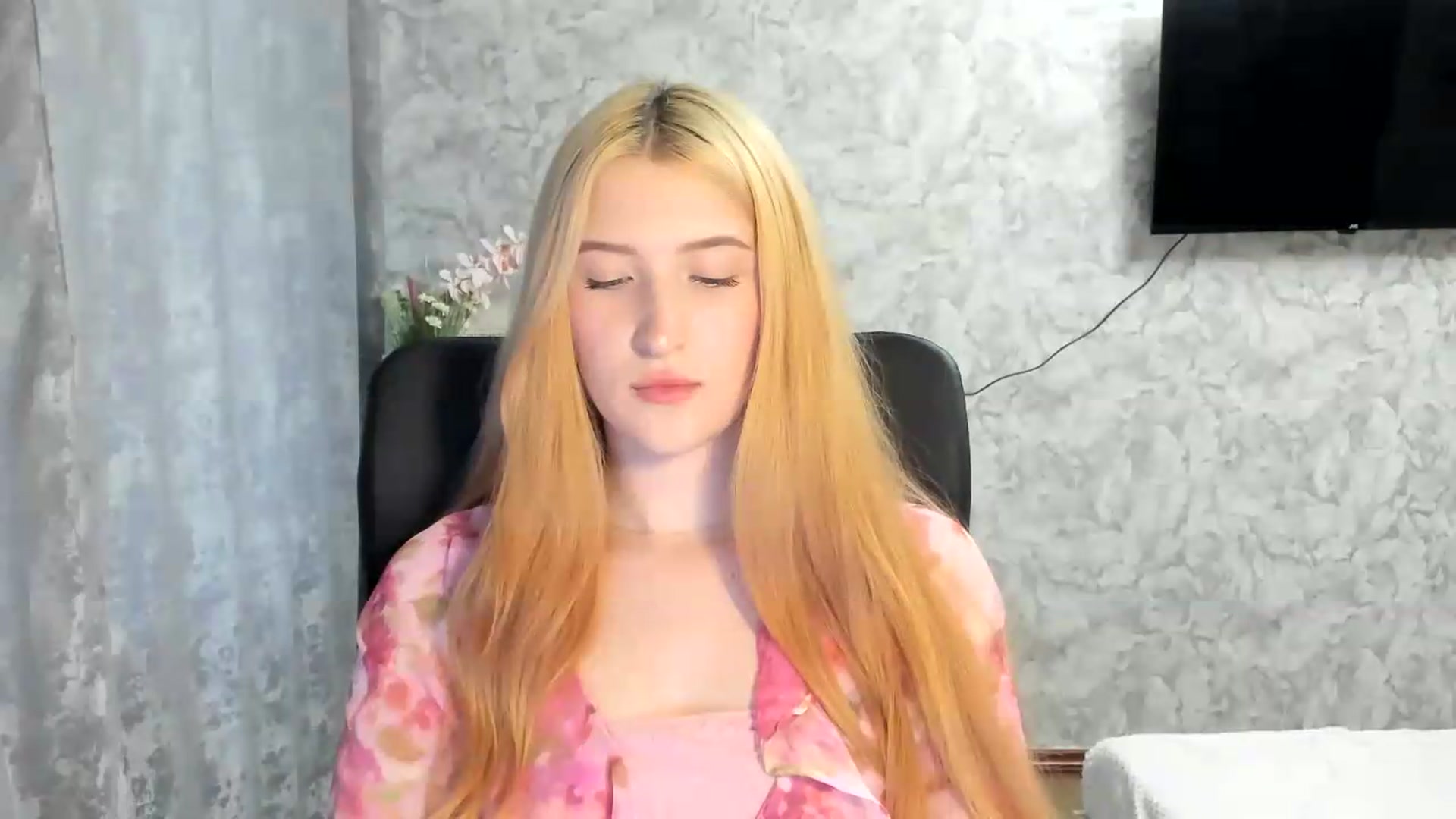 Ilona_Here video thumbnail