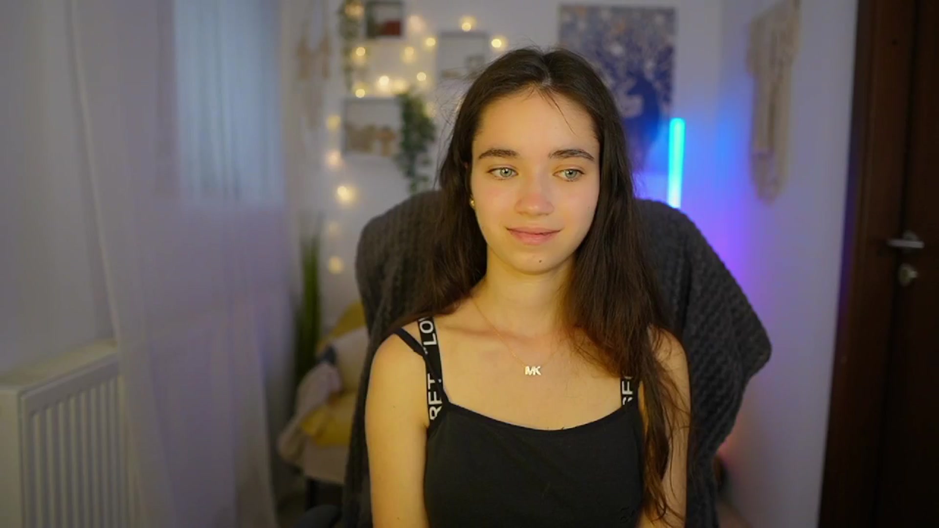 Gia_Paige18 video thumbnail