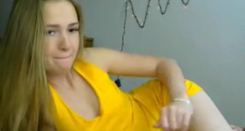 CharmingAlise video thumbnail