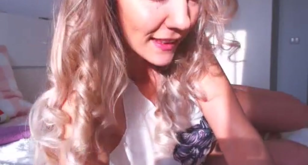AnyaHott video thumbnail